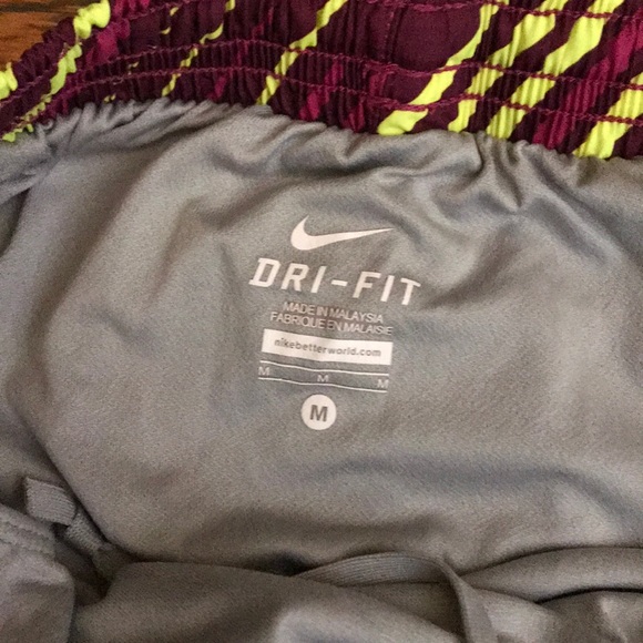 NWOT Nike Tempo Shorts - Picture 3 of 5